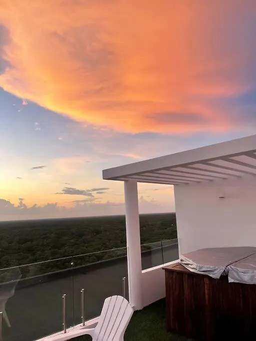Penthouse Con Jacuzzi Y Panoramicas De Selva Apartment Playa del Carmen